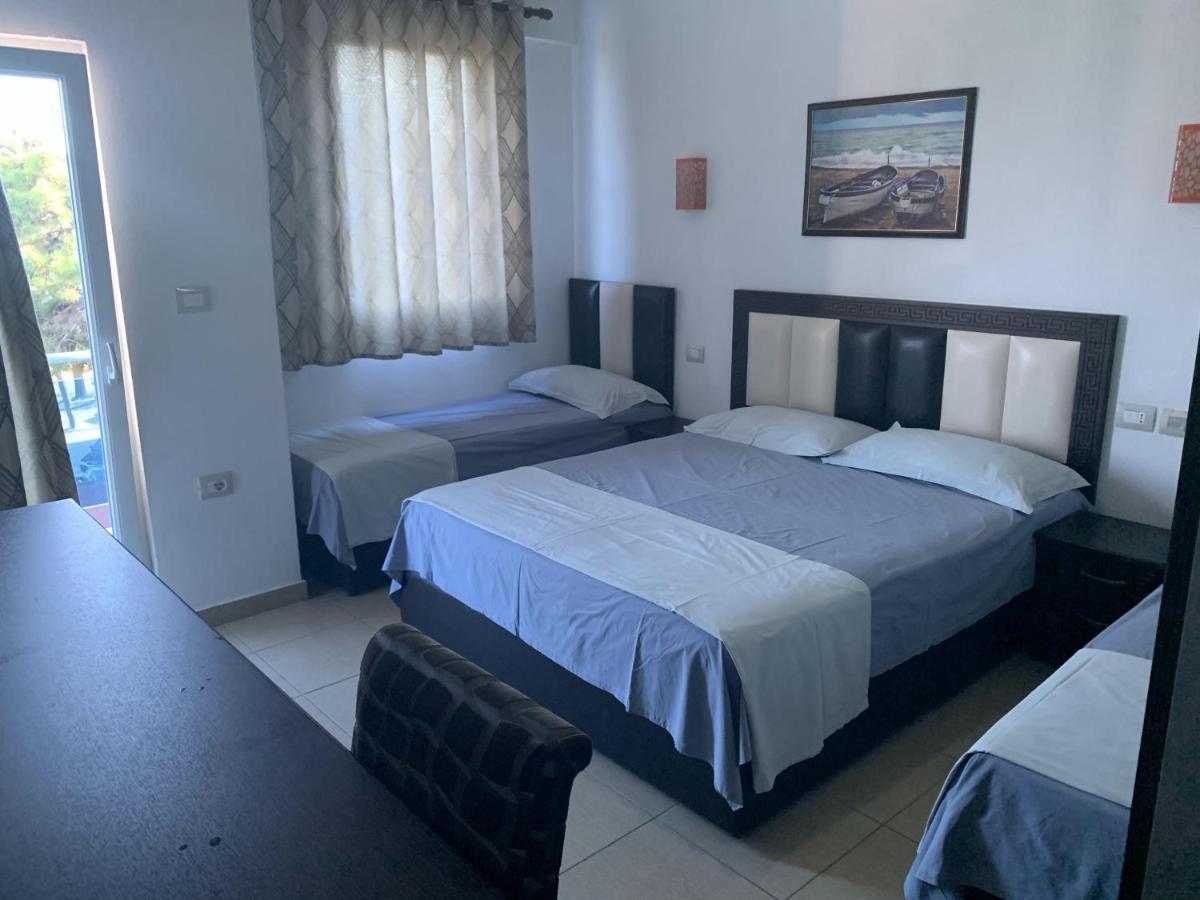 Center Park Hotel Velipoje Luaran gambar